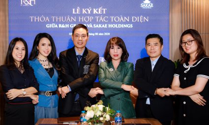 LỄ KÝ KẾT THOẢ THUẬN HỢP TÁC CHIẾN LƯỢC GIỮA  R&H GROUP VÀ SAKAE HOLDINGS